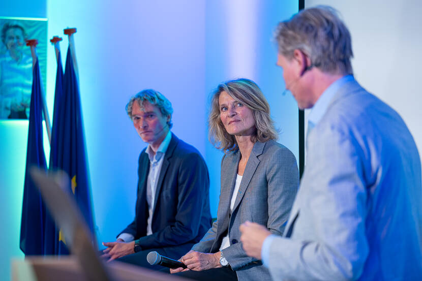 Rik de Ruiter, Caroline de Gruuyter en Bastiaan van Apeldoorn